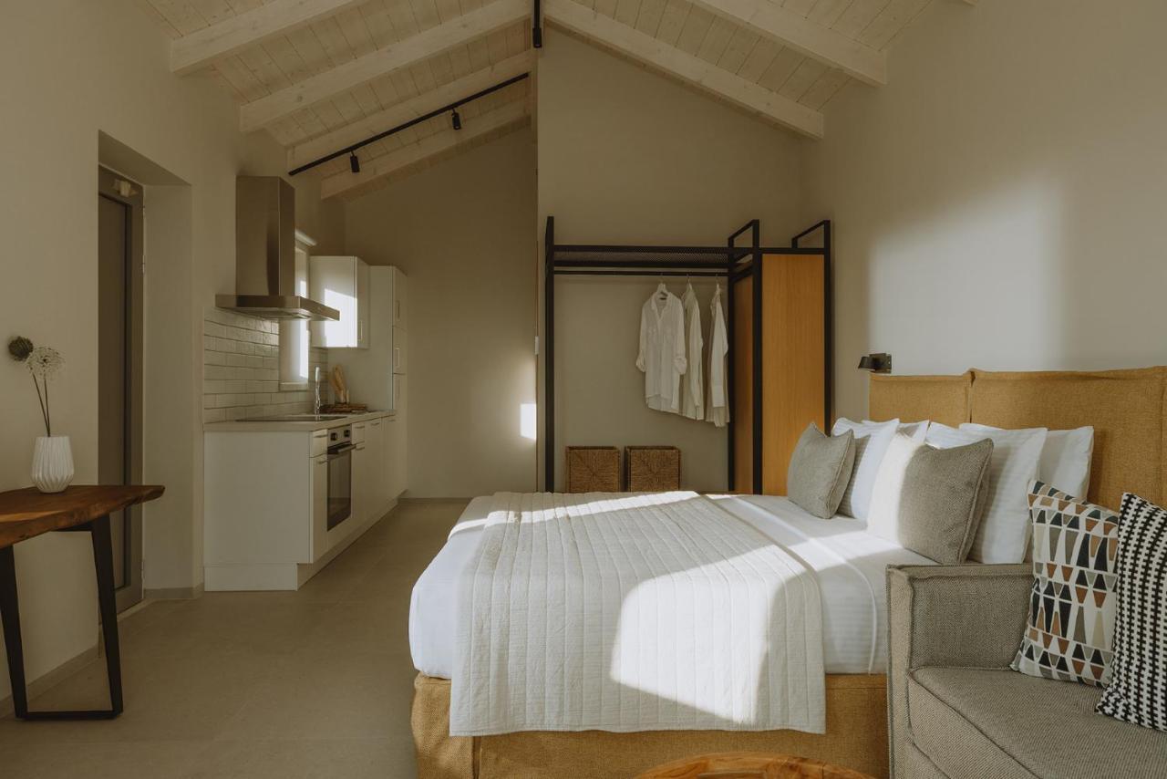 Nama Seaside Villas Paralia Kanaliou Екстериор снимка